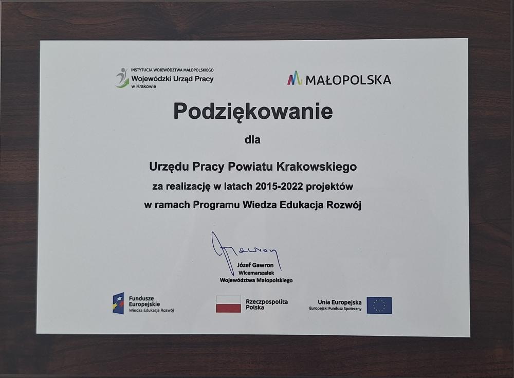 Zdjęcie galerii artykułu:  - Podziękowanie dla Urzędu Pracy Powiatu Krakowskiego za realizację w latach 2015-2022 projektów w ramach Programu Wiedza Edukacja Rozwój